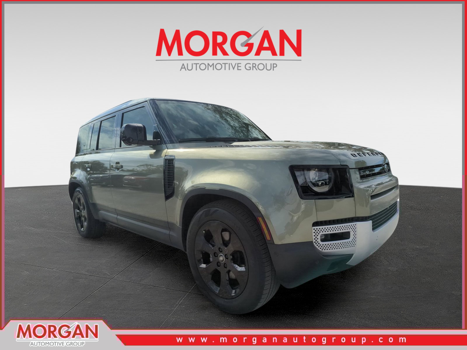 2024 Land Rover Defender S's photo