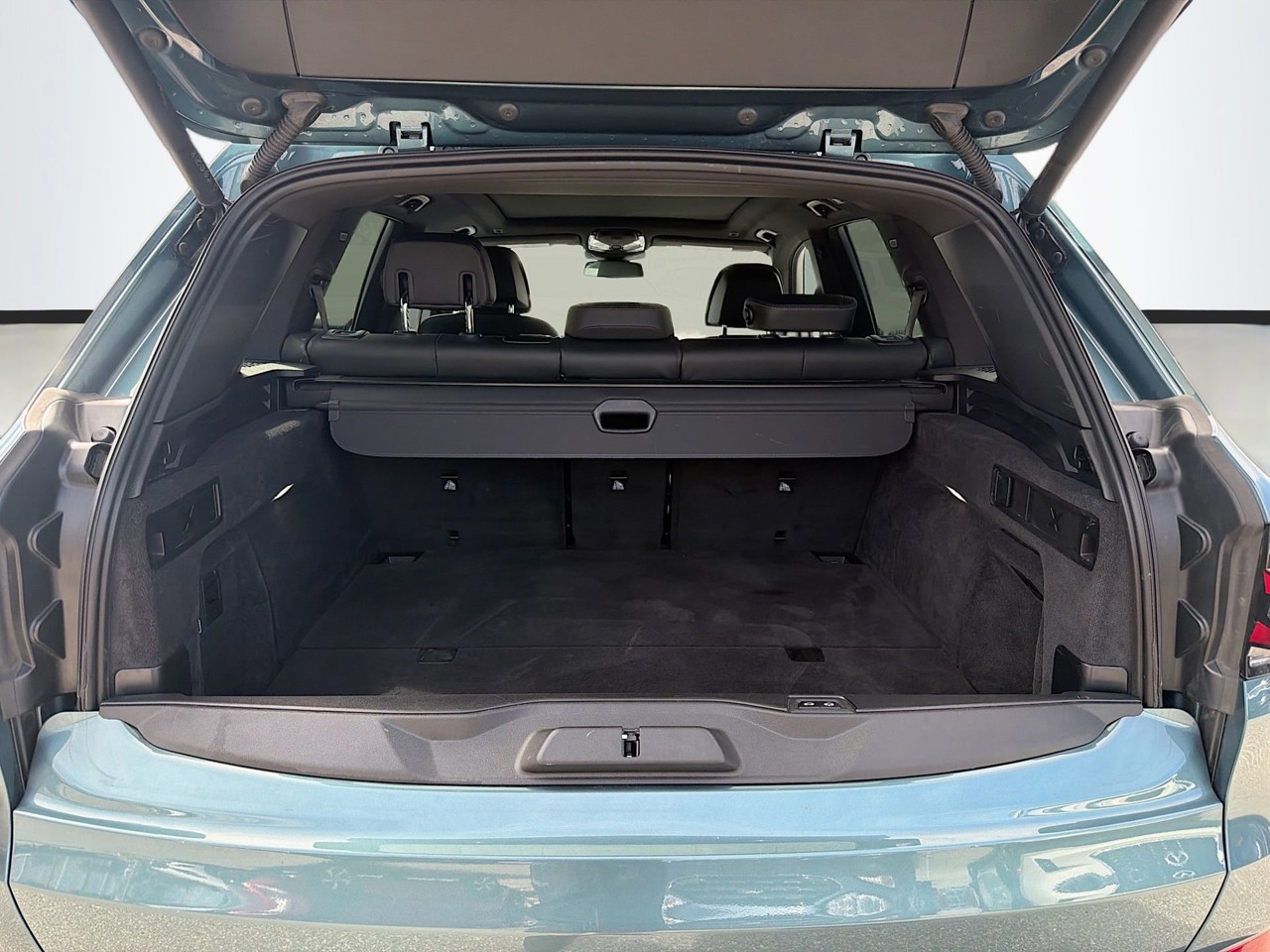 2025 BMW X5 - Photo 13