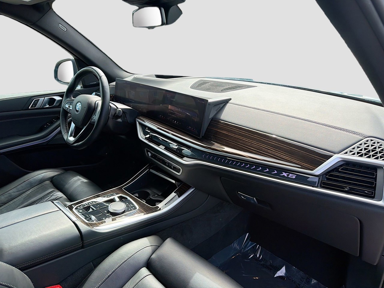 2025 BMW X5 - Photo 15