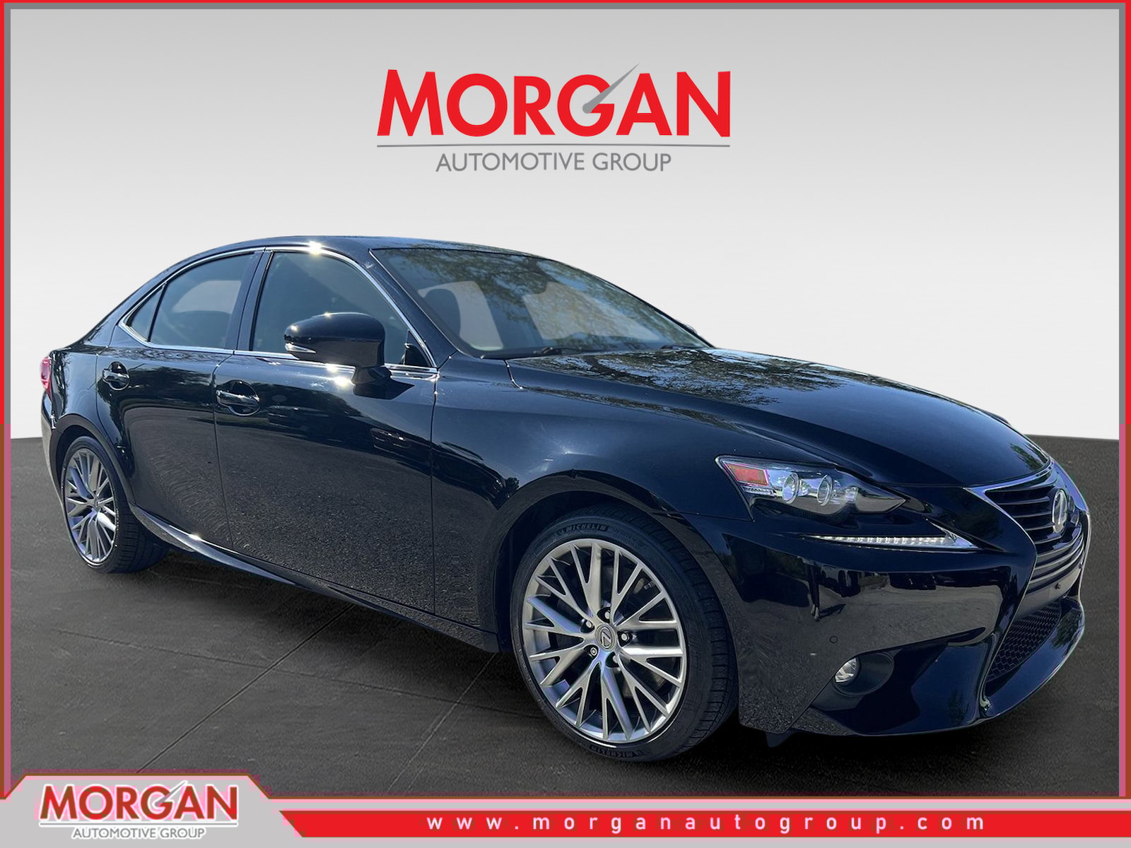 2016 Lexus IS 300's photo