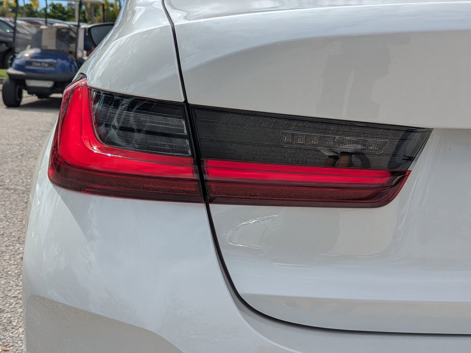 2025 BMW 3 Series - Photo 10