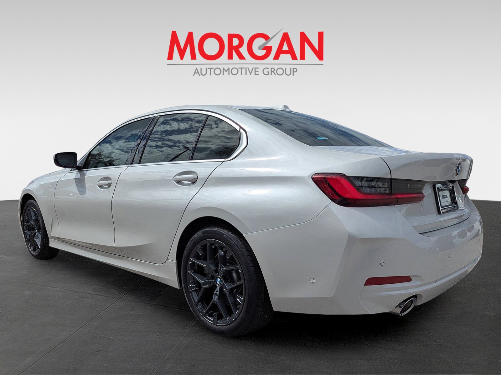 2025 BMW 3 Series - Photo 5