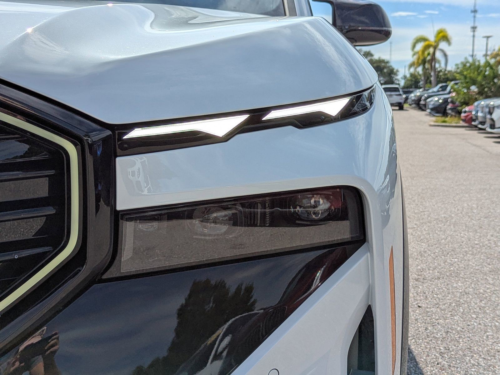 2026 BMW XM - Photo 9
