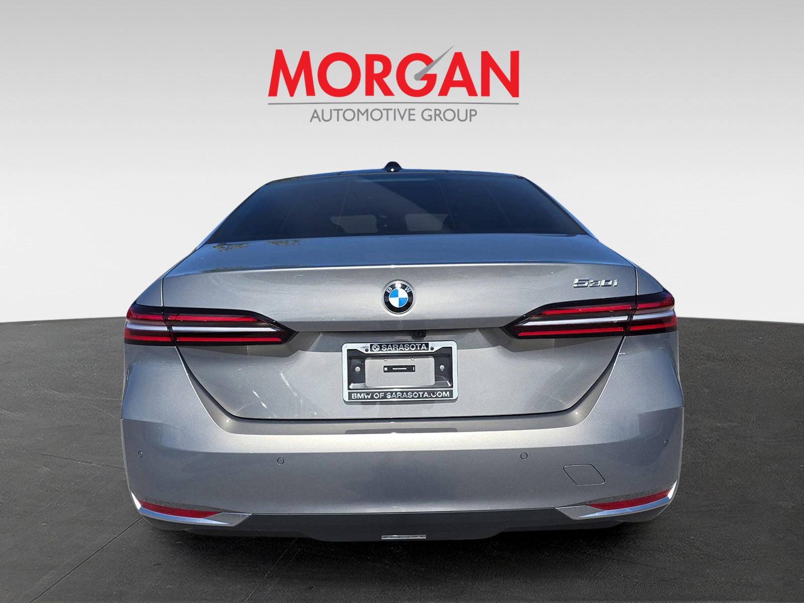 2025 BMW 5 Series - Photo 6