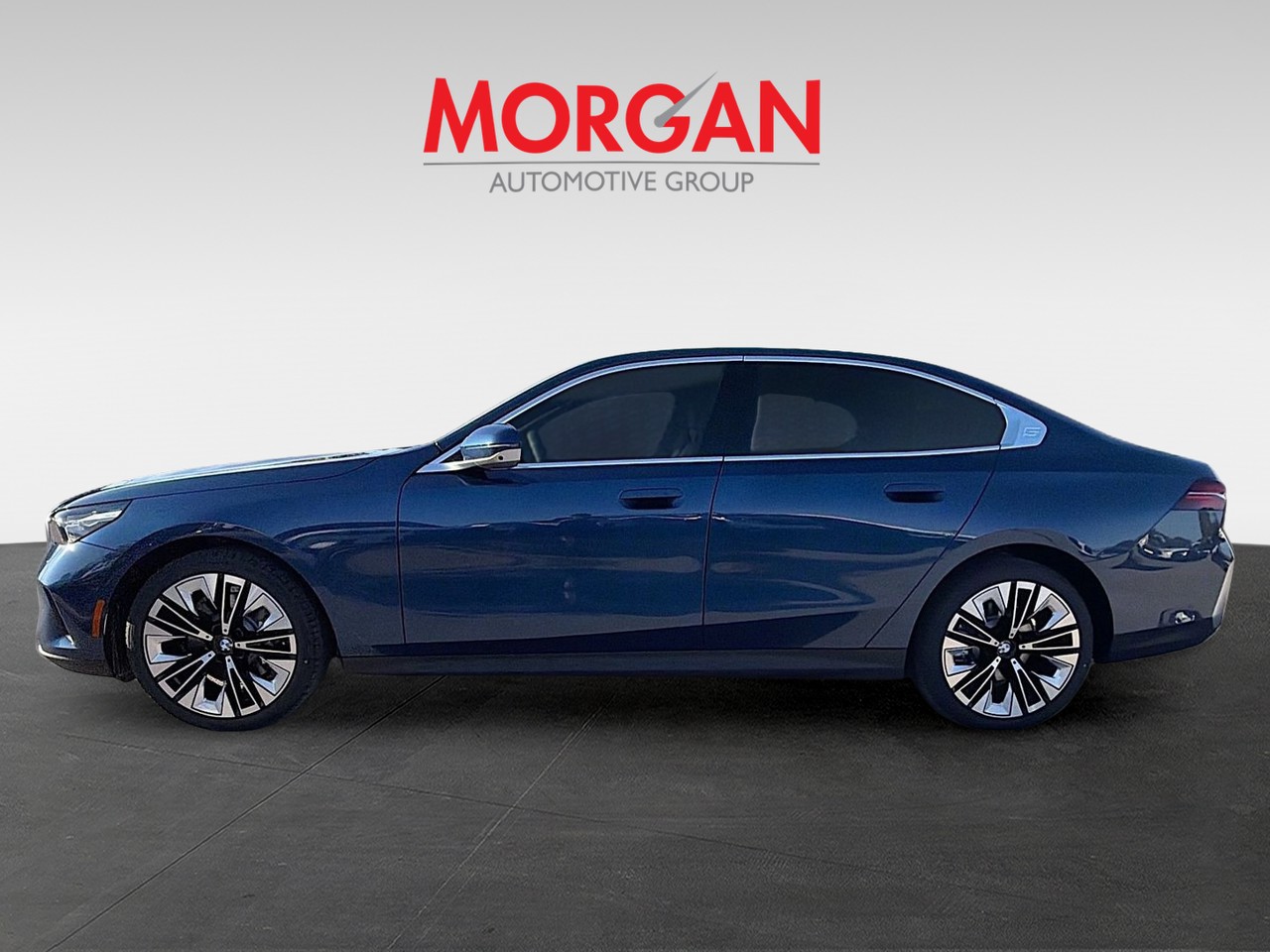 2026 BMW 5 Series - Photo 9