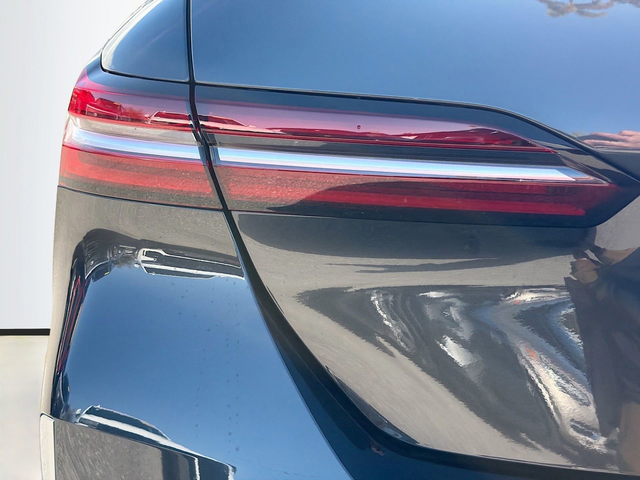 2026 BMW 5 Series - Photo 11