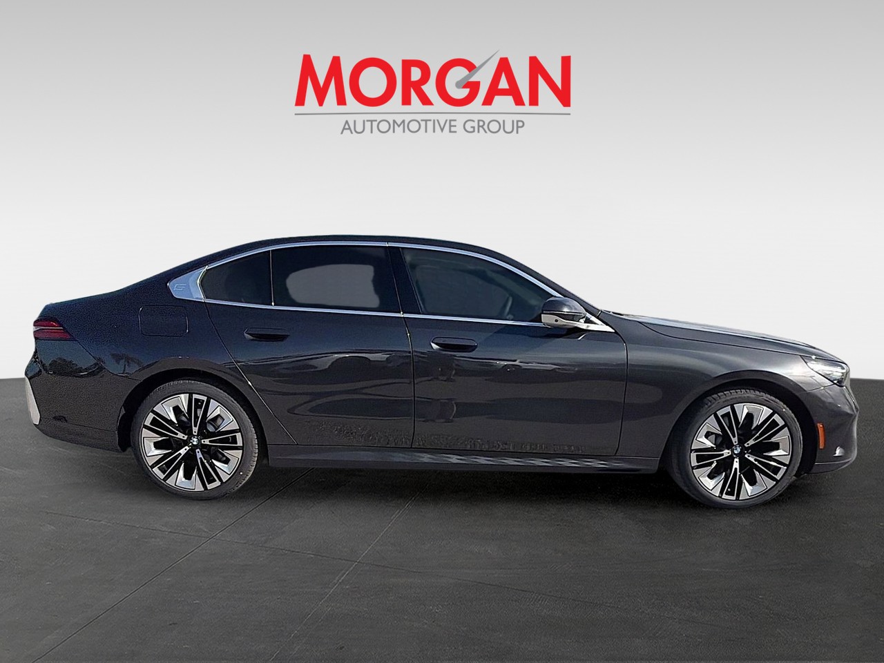 2026 BMW 5 Series - Photo 8