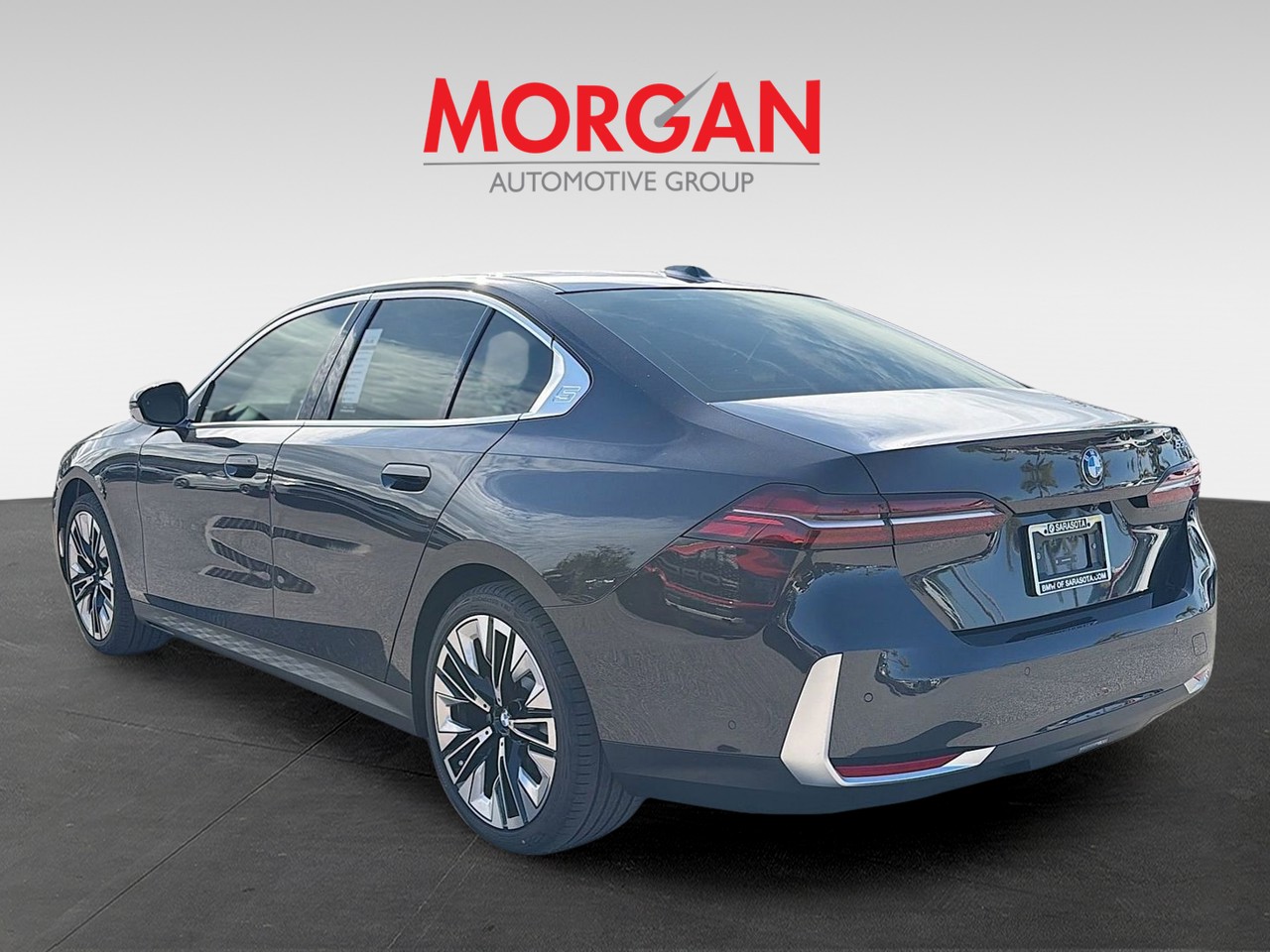 2026 BMW 5 Series - Photo 6