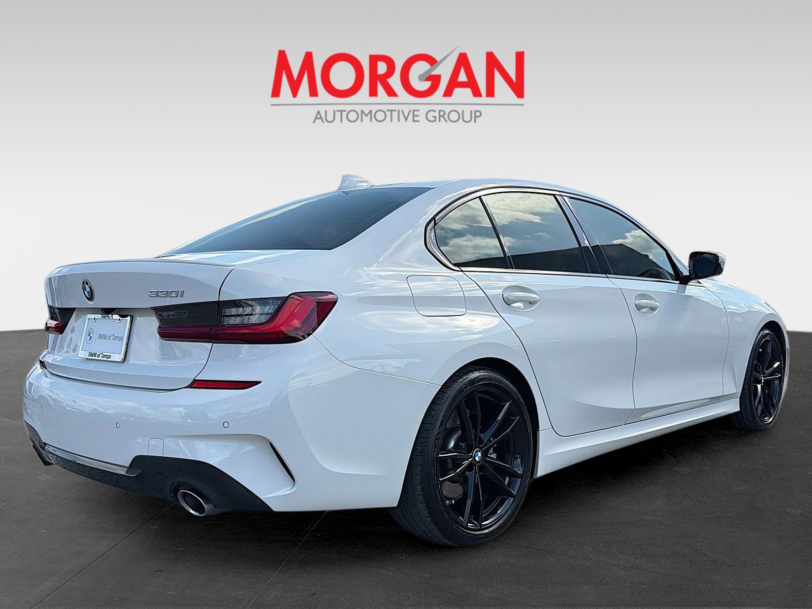 2022 BMW 3 Series - Photo 3