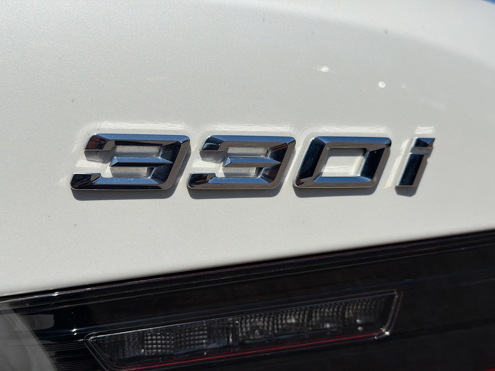2025 BMW 3 Series - Photo 11