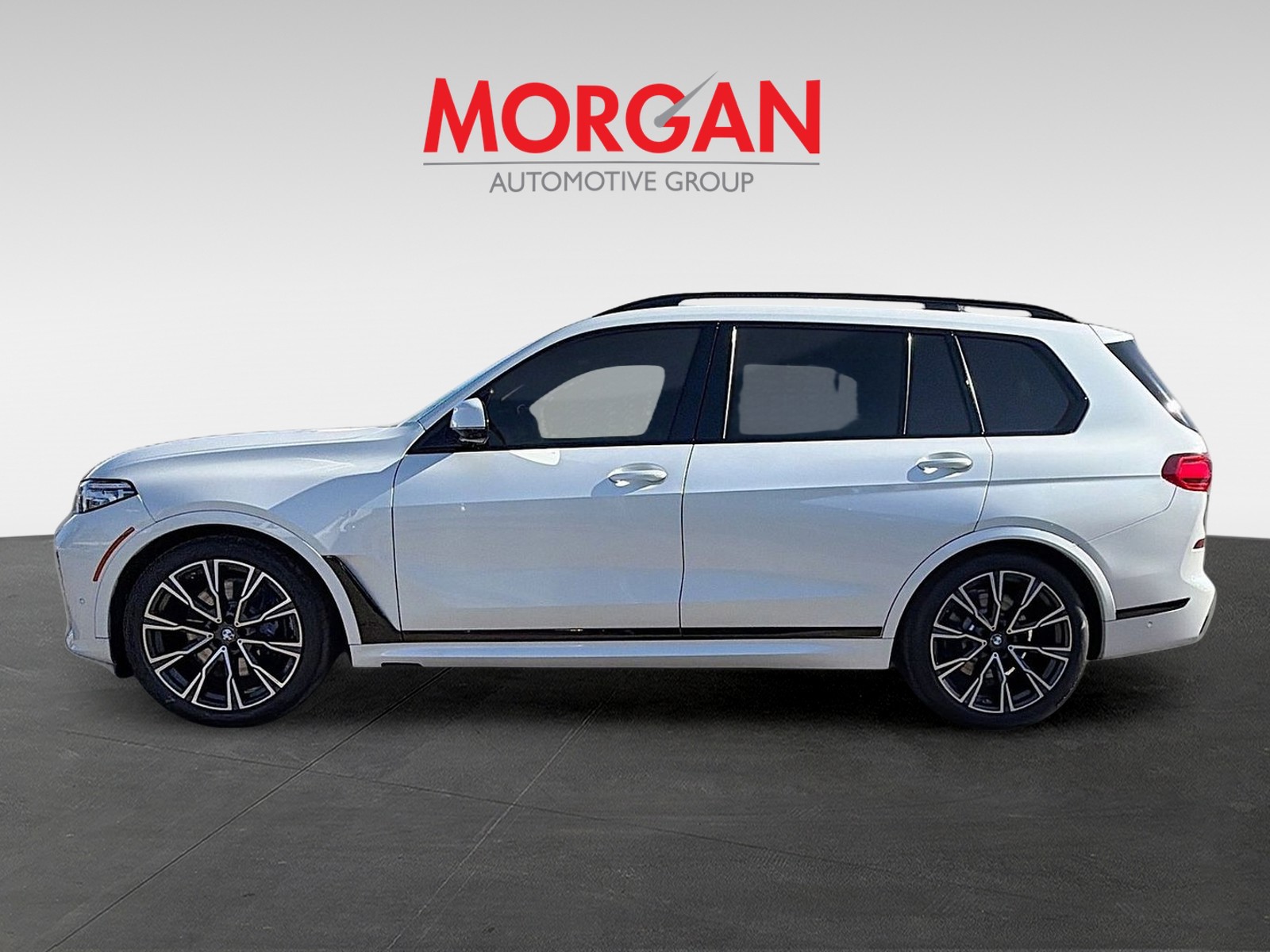 2021 BMW X7 - Photo 8