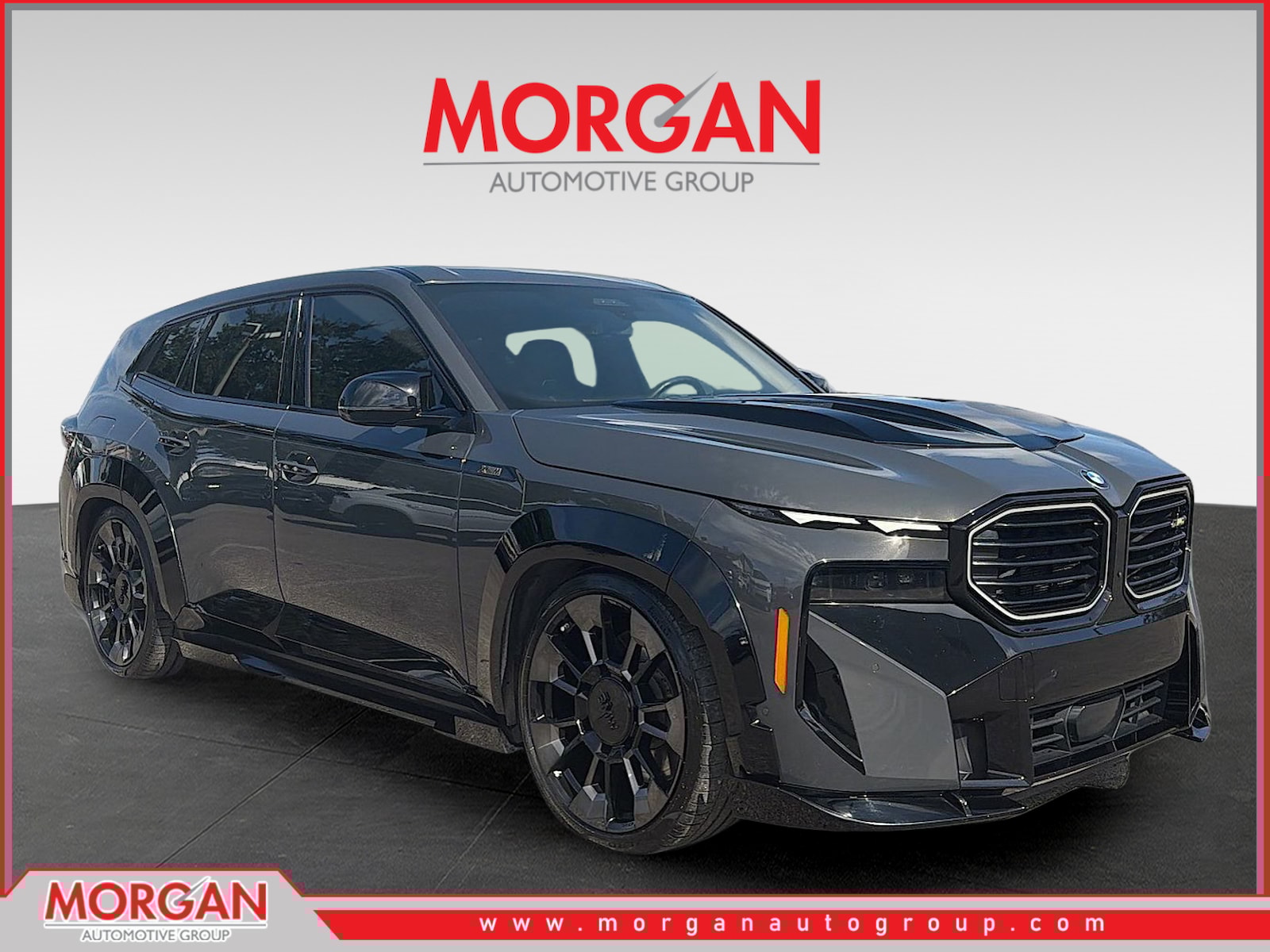 2023 BMW XM Base's photo