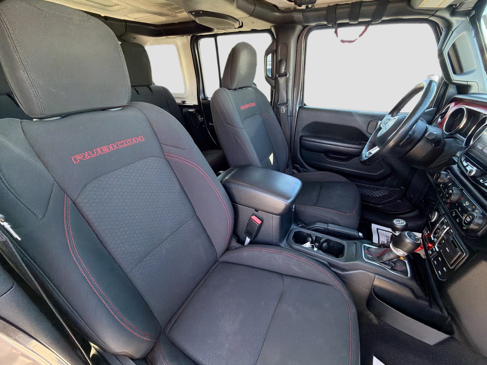 2021 Jeep Wrangler - Photo 13