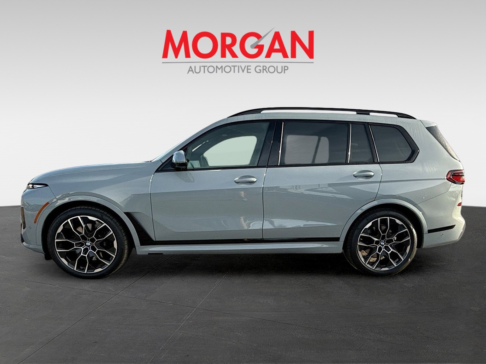 2023 BMW X7 - Photo 8