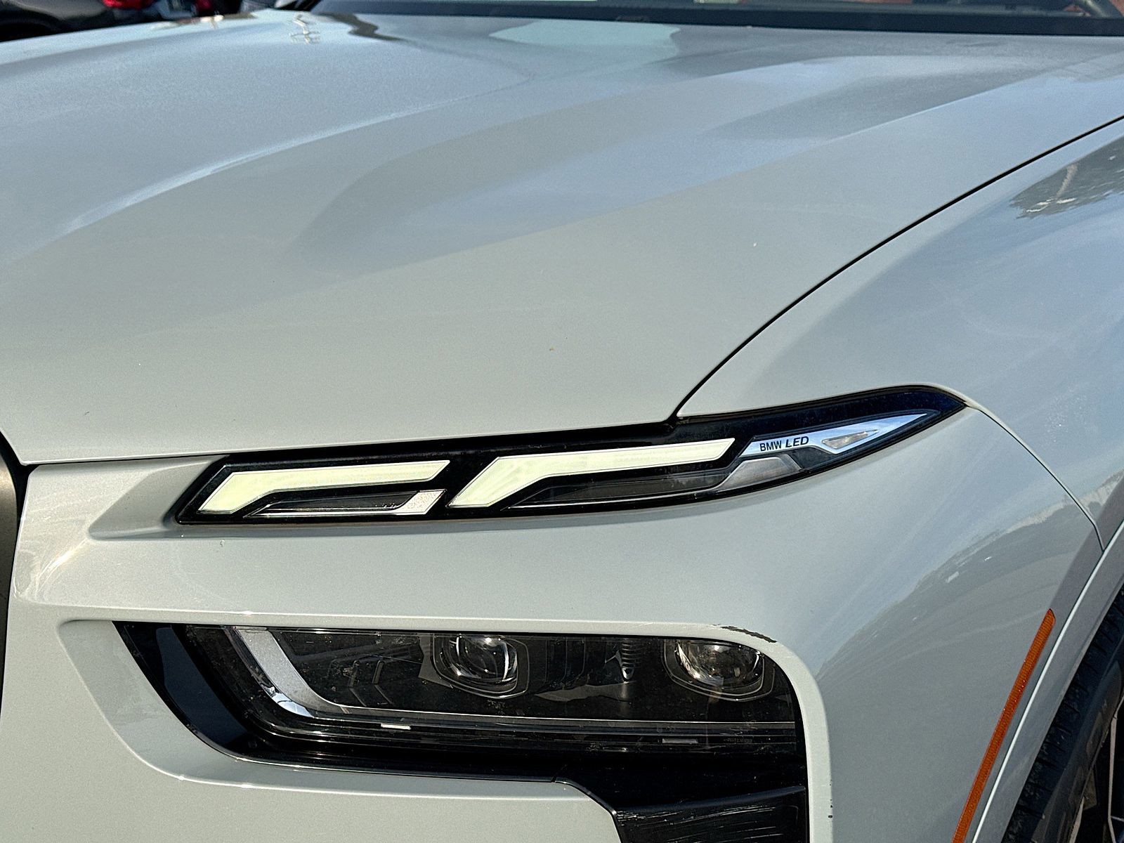 2023 BMW X7 - Photo 9