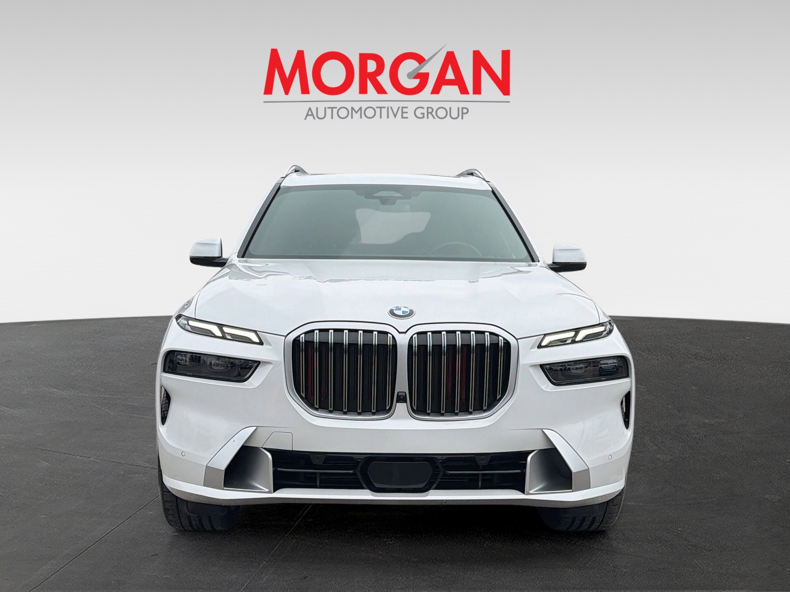 2023 BMW X7 - Photo 3