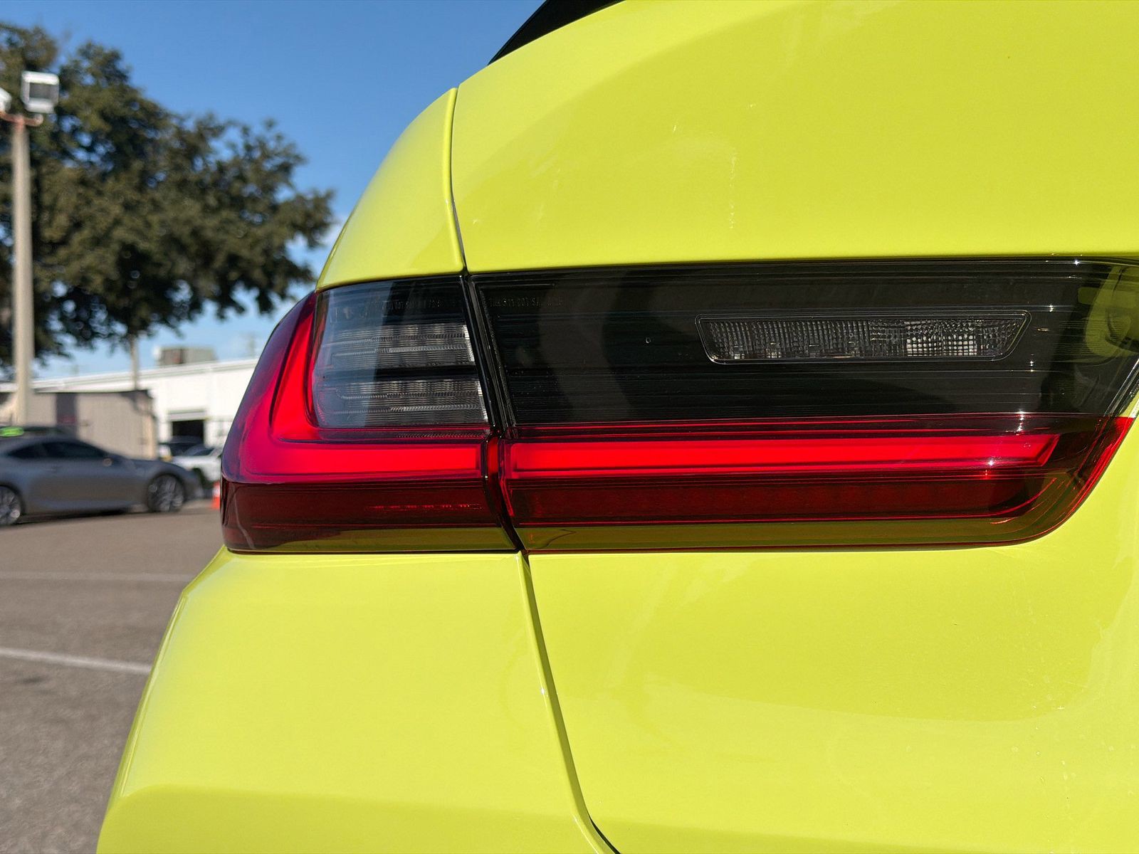 2022 BMW M3 - Photo 10