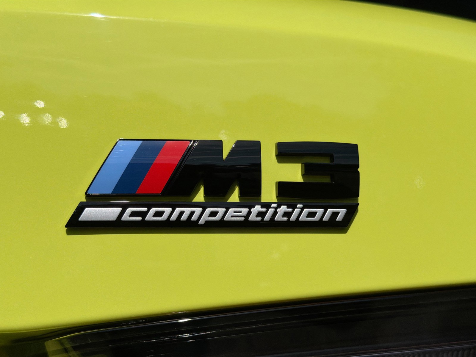 2022 BMW M3 - Photo 11