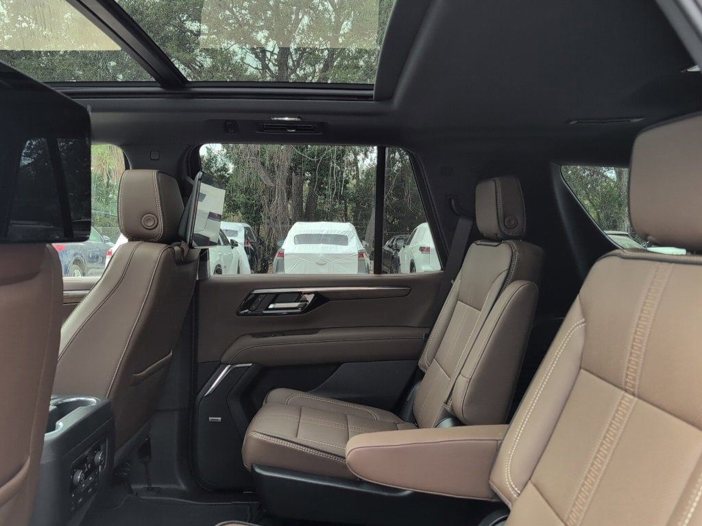 2026 Chevrolet Tahoe - Photo 12