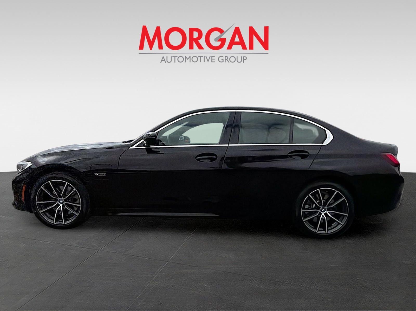 2022 BMW 3 Series - Photo 8