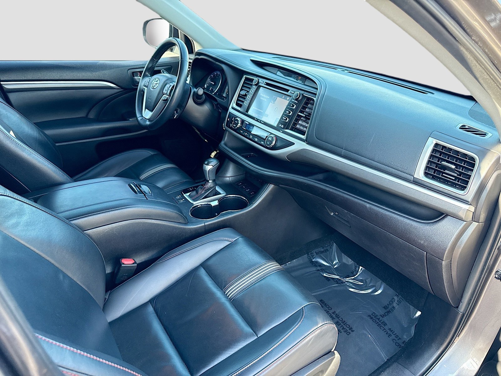 2019 Toyota Highlander - Photo 14