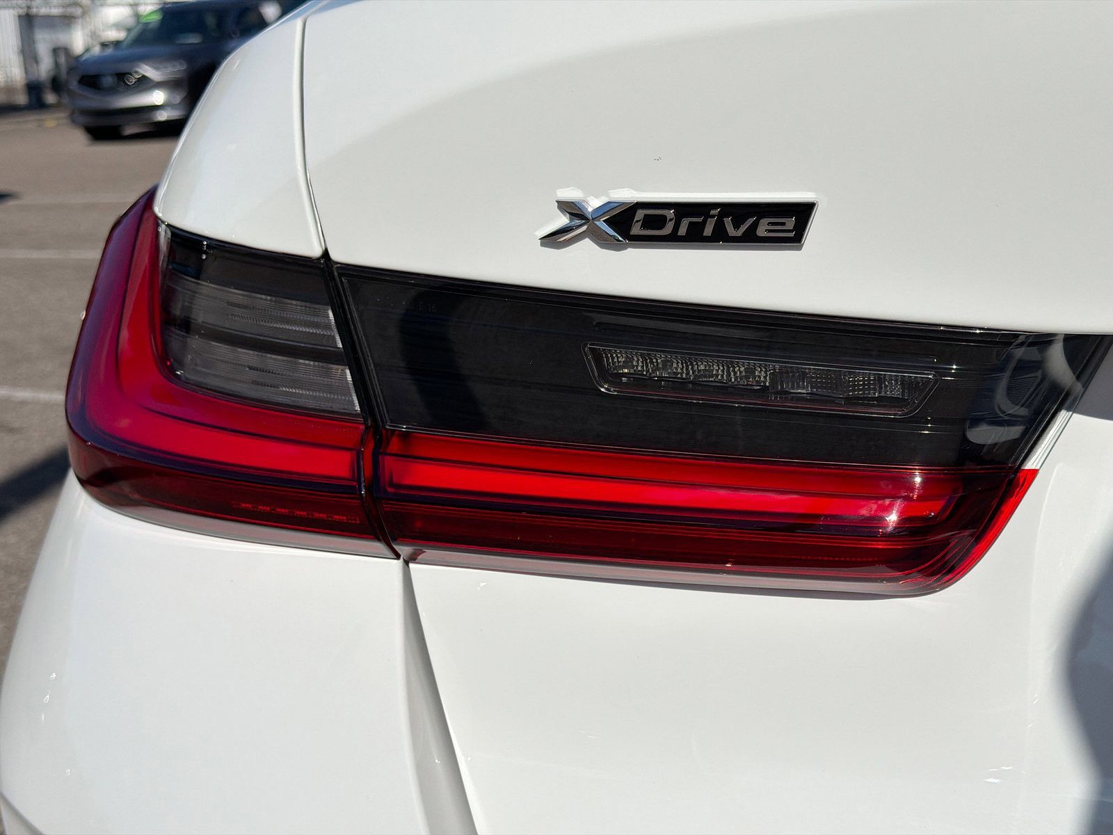 2026 BMW 3 Series - Photo 10