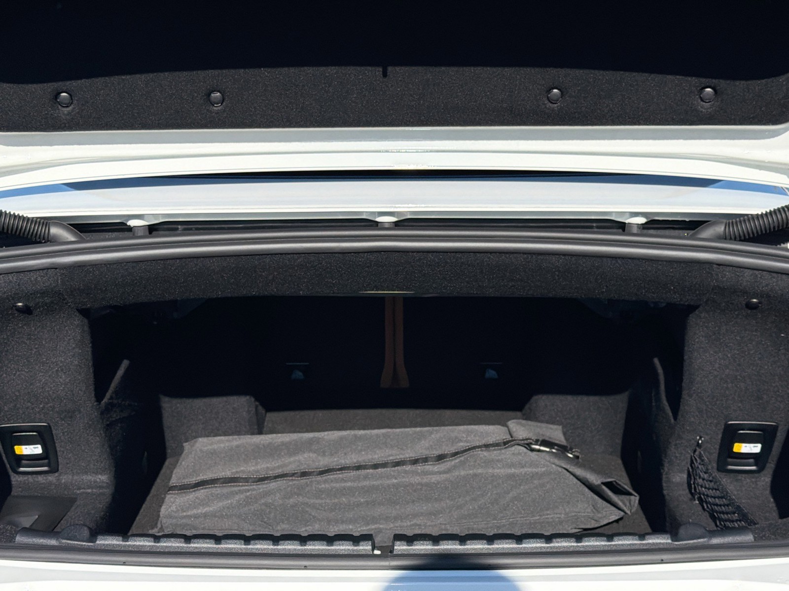 2026 BMW 8 Series - Photo 12