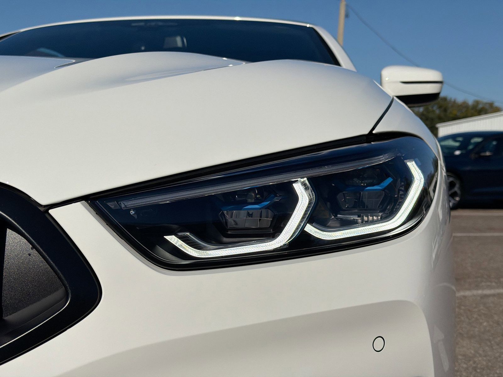 2026 BMW 8 Series - Photo 9