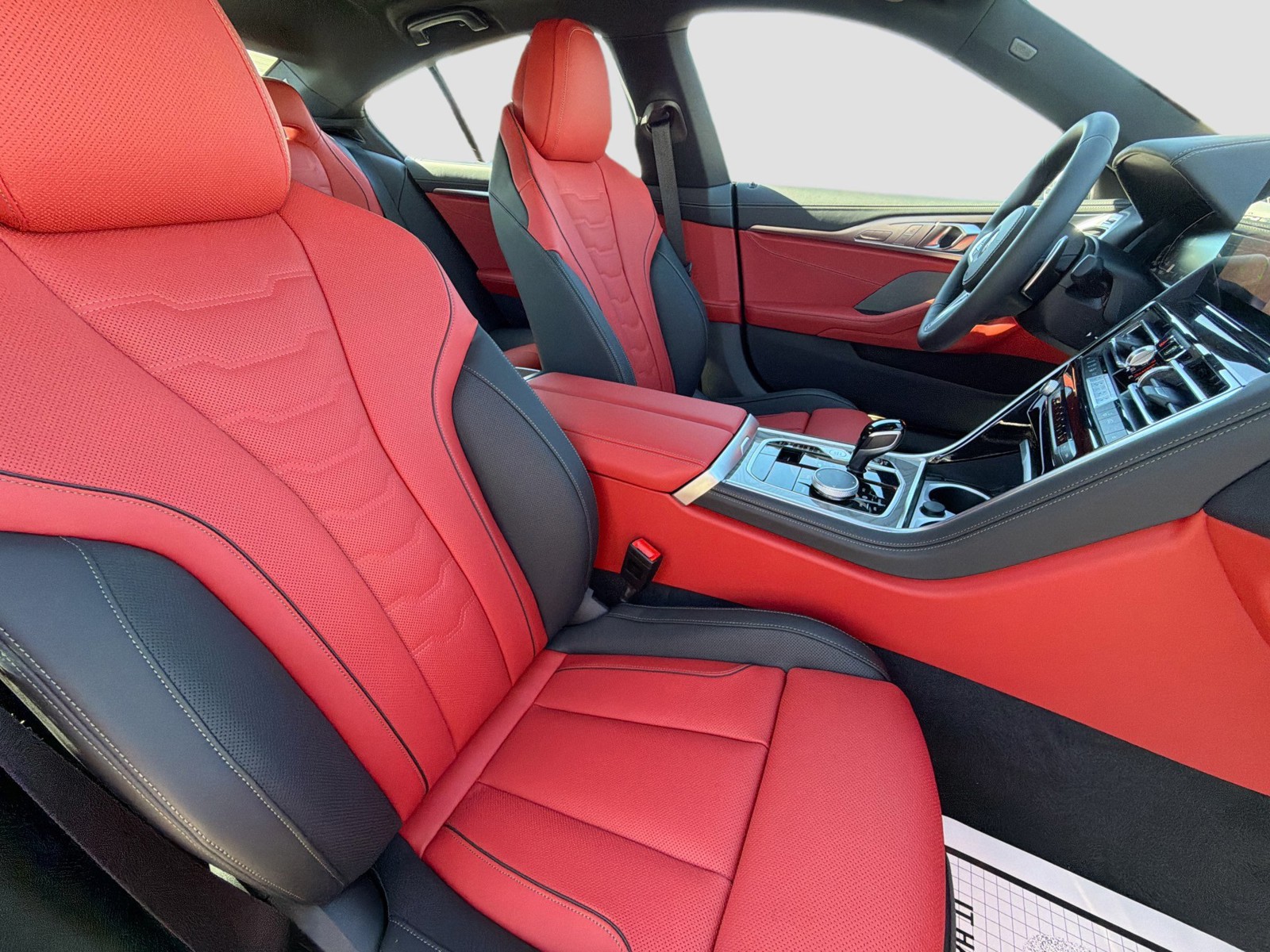 2026 BMW 8 Series - Photo 15
