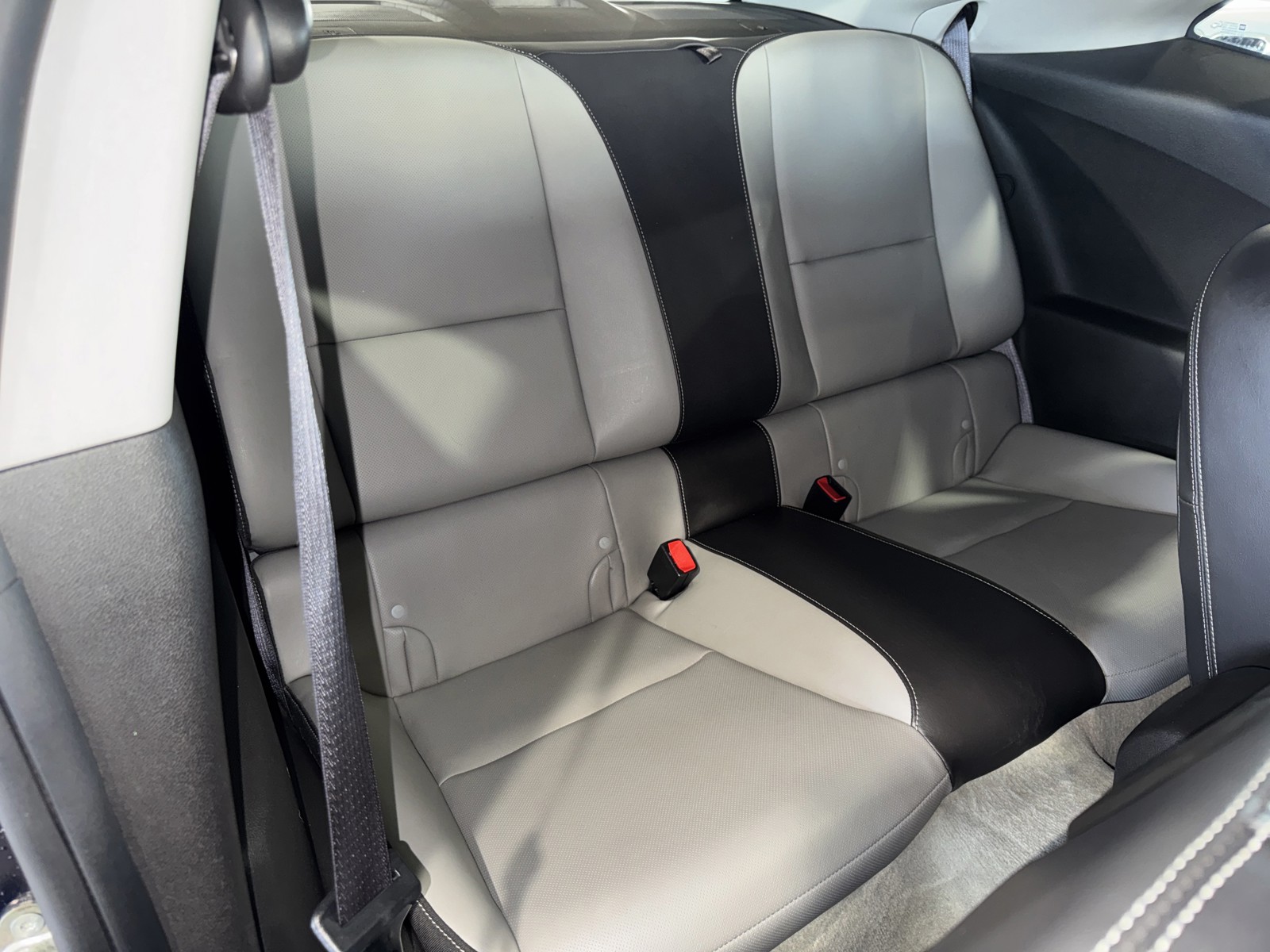 2010 Chevrolet Camaro - Photo 12