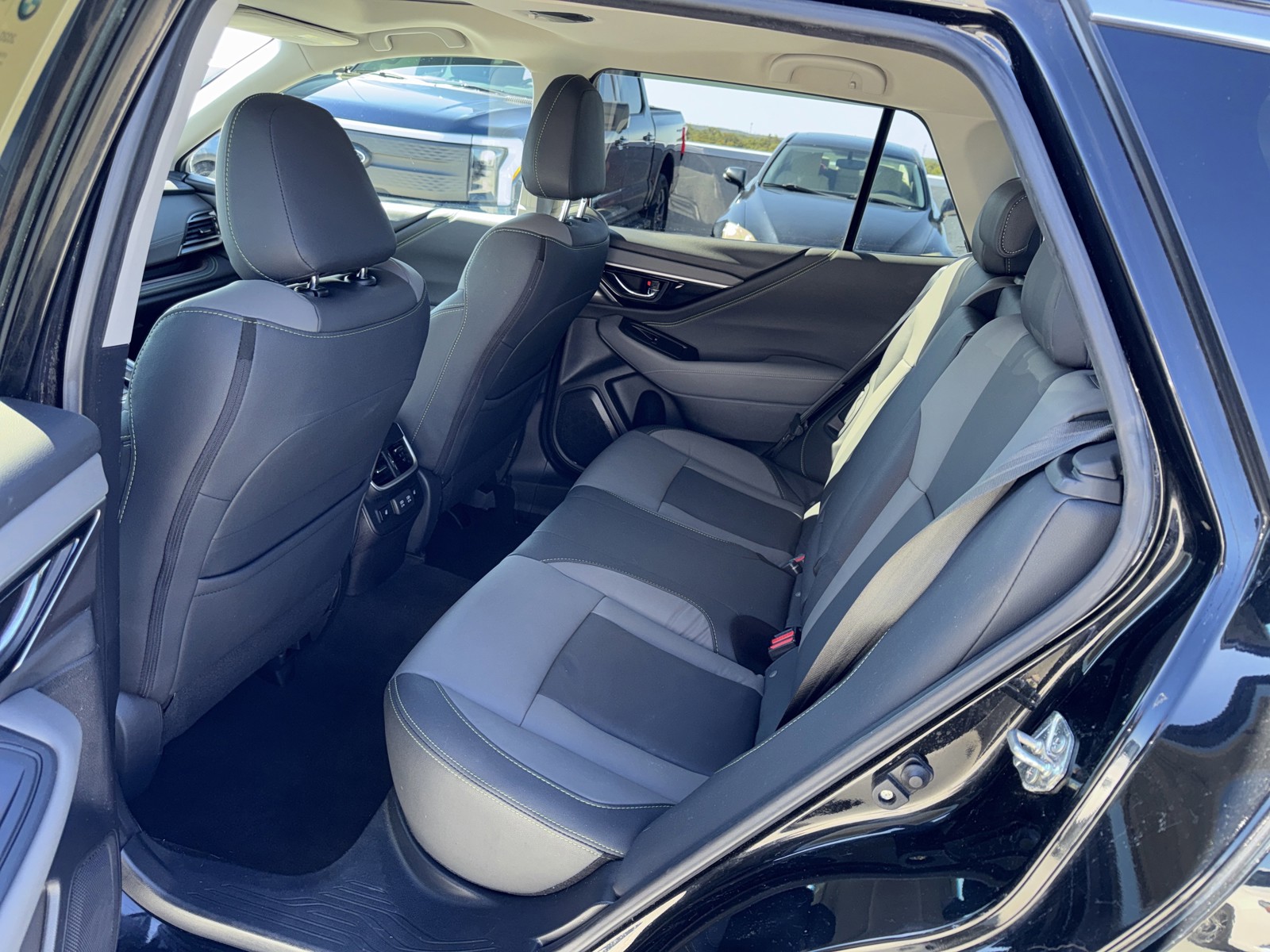 2020 Subaru Outback - Photo 15
