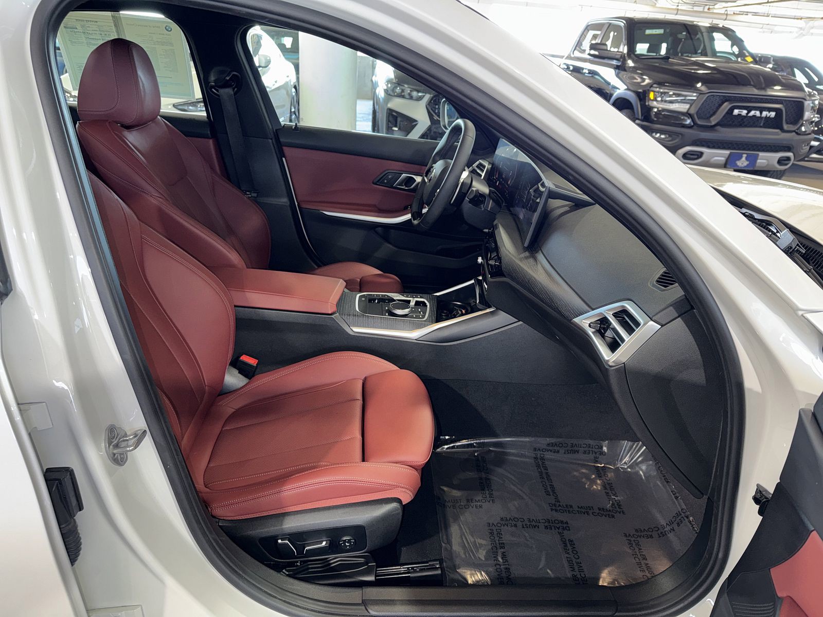 2025 BMW 3 Series - Photo 10