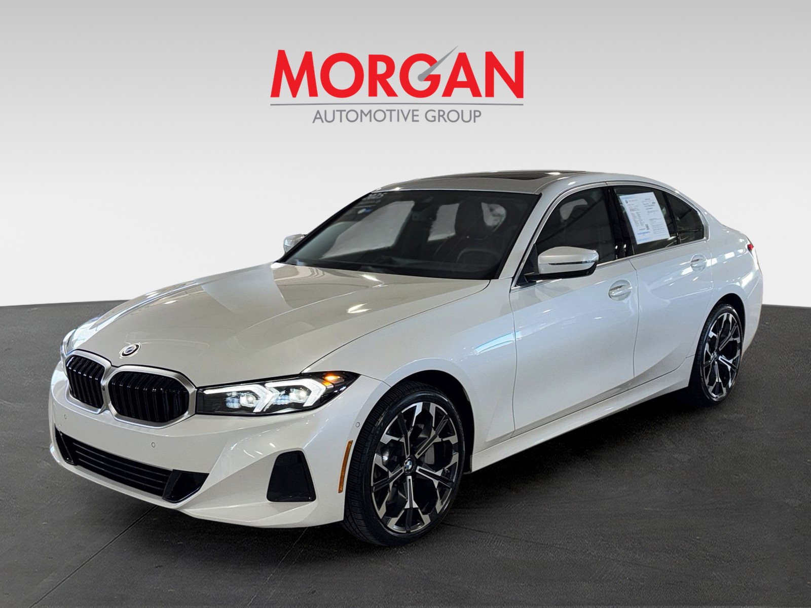 2025 BMW 3 Series - Photo 3