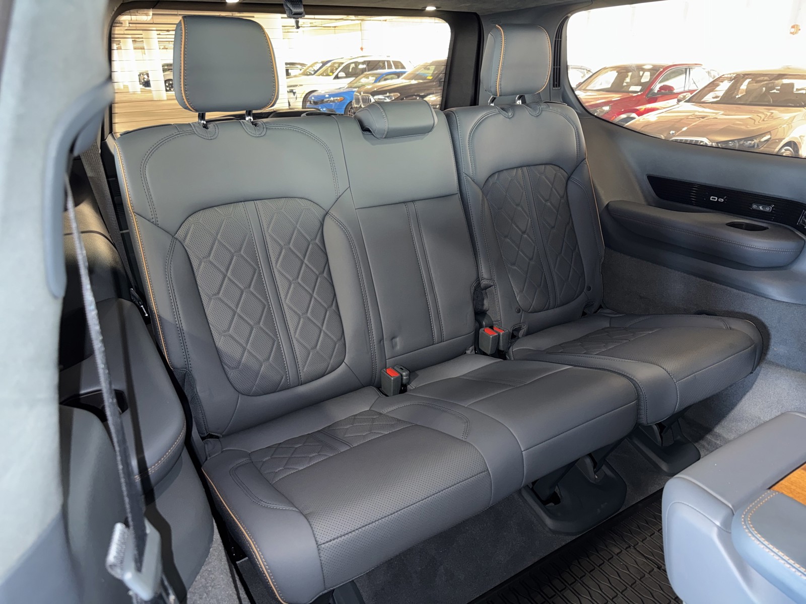 2023 Jeep Grand Wagoneer - Photo 13