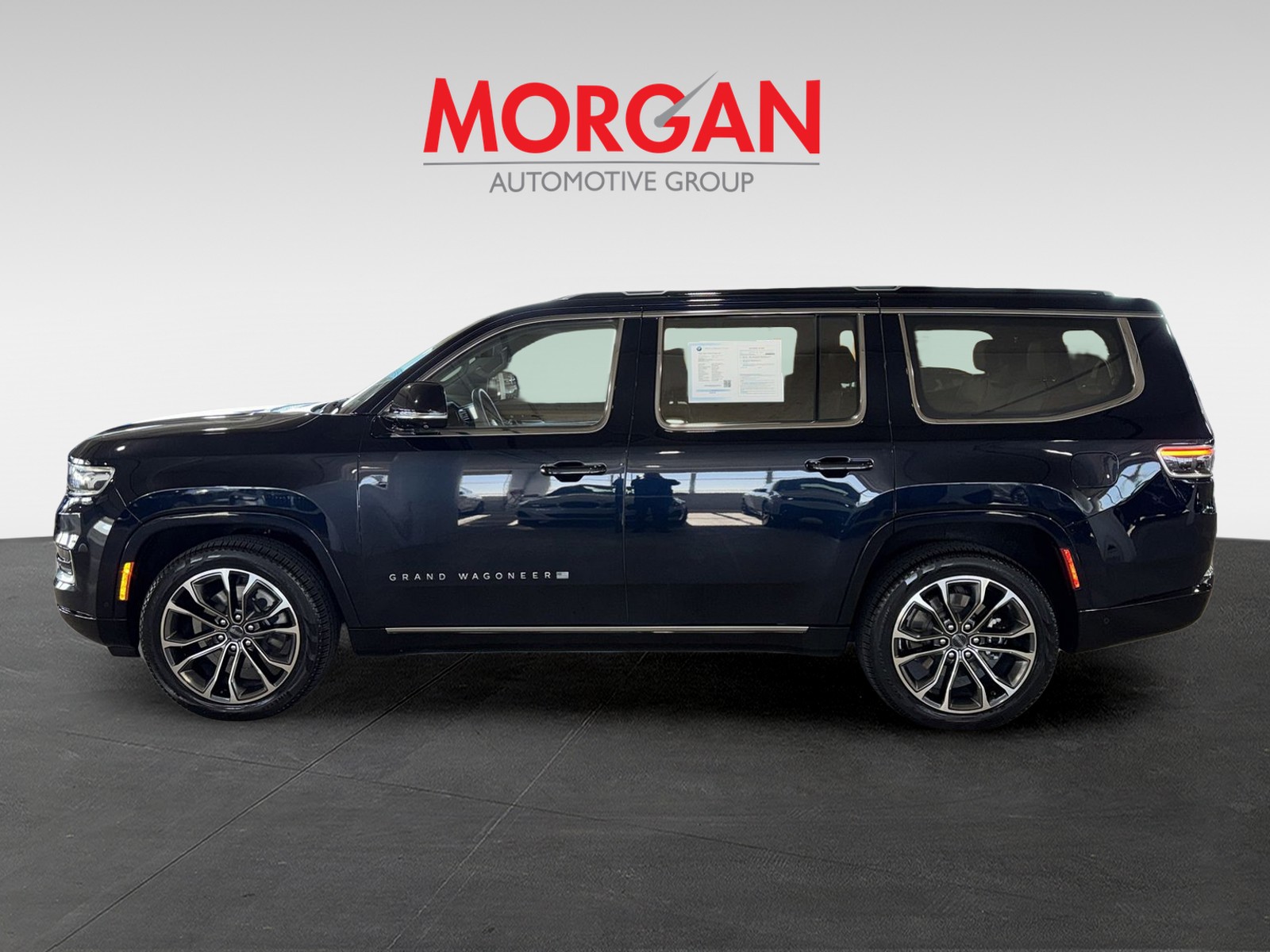 2023 Jeep Grand Wagoneer - Photo 8