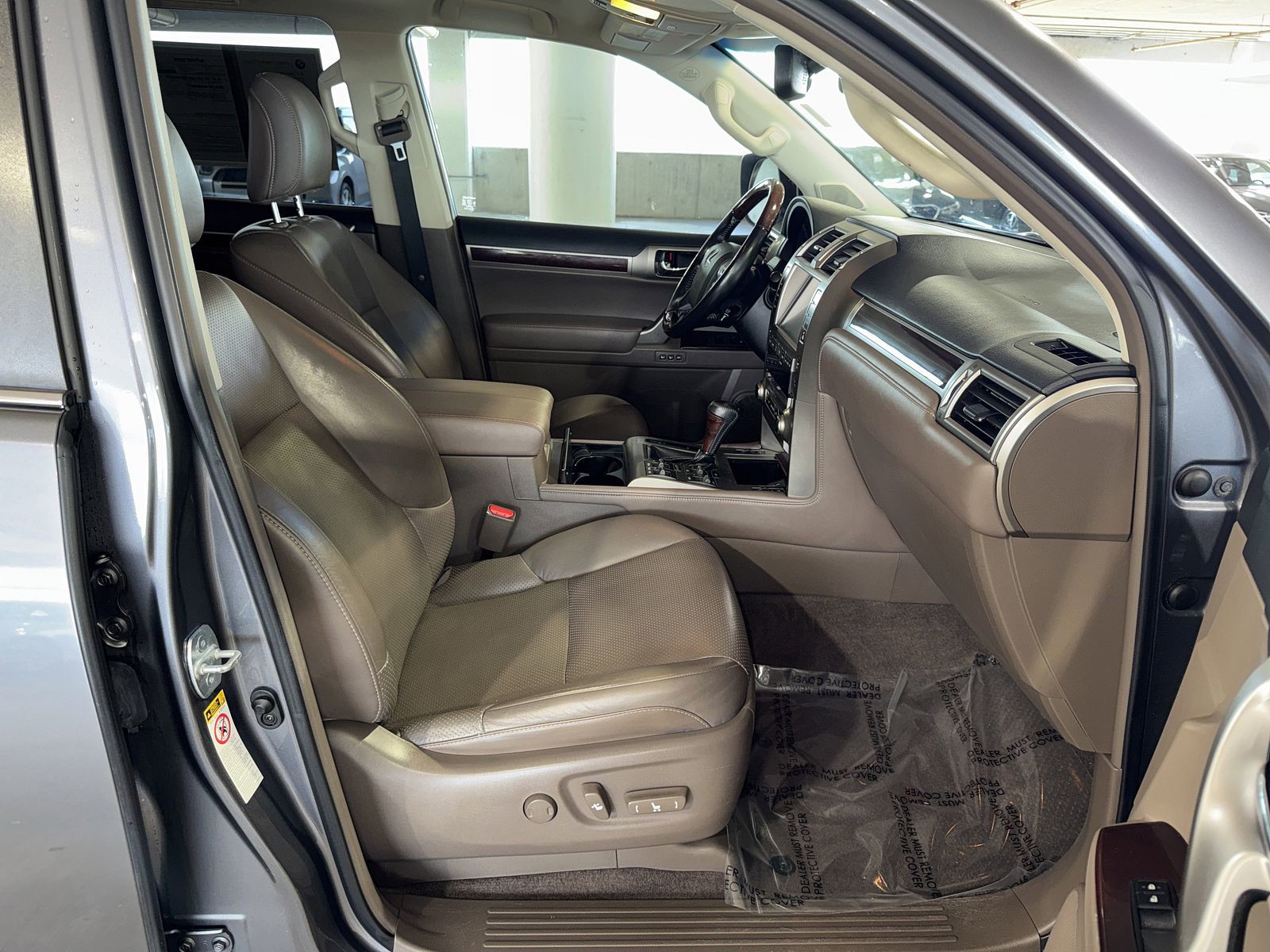 2017 Lexus GX - Photo 11
