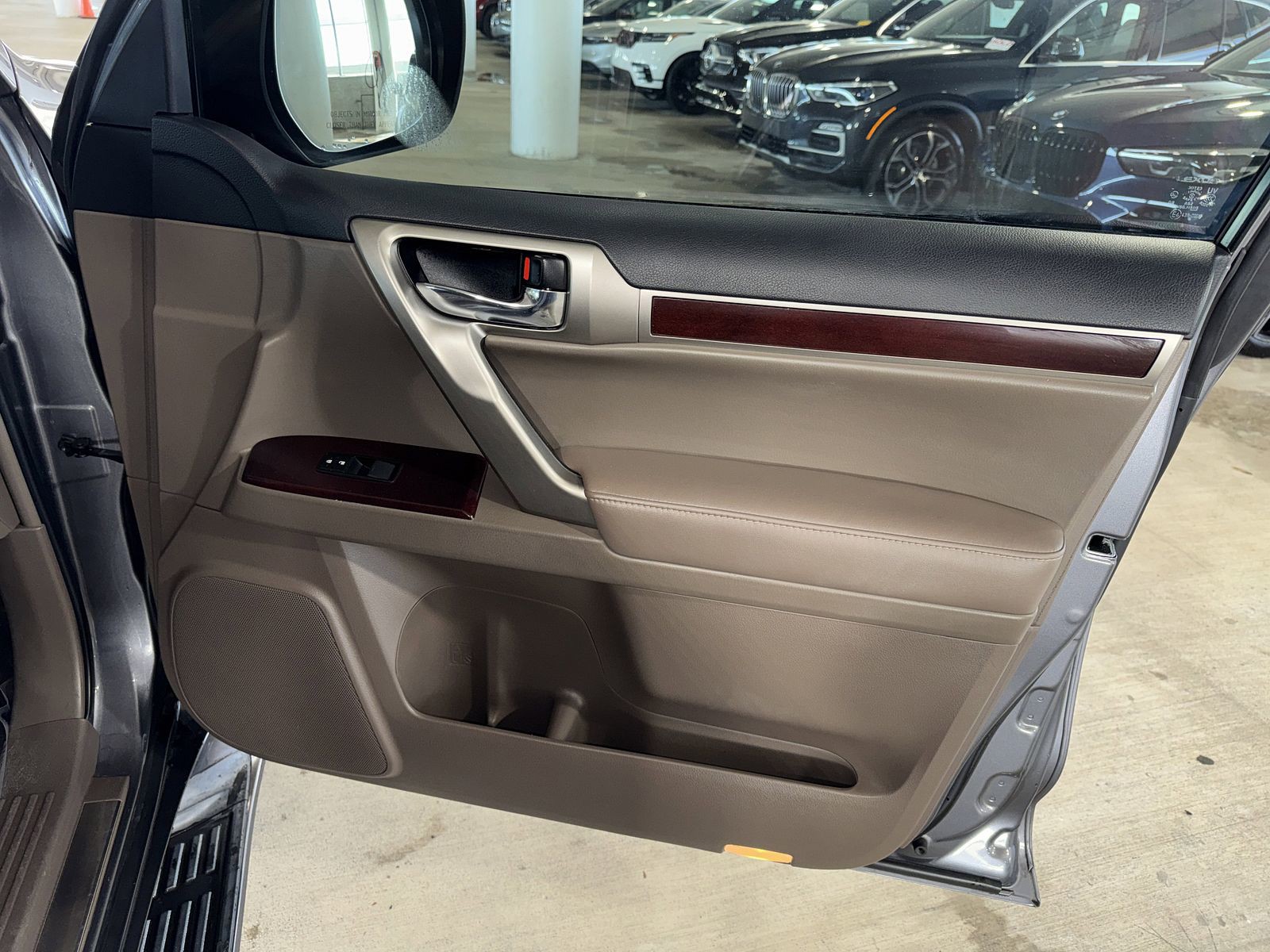 2017 Lexus GX - Photo 10