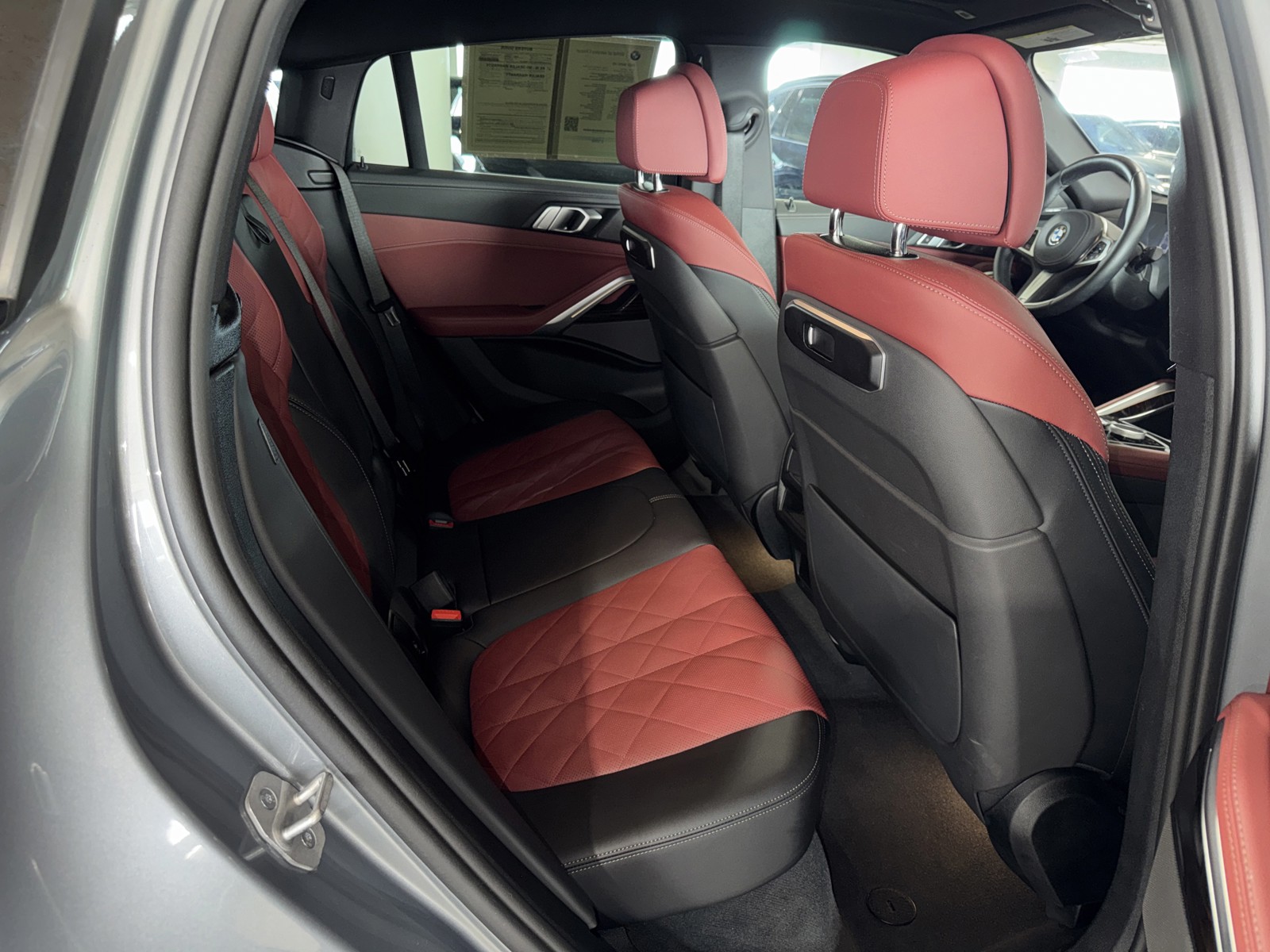 2025 BMW X6 - Photo 13