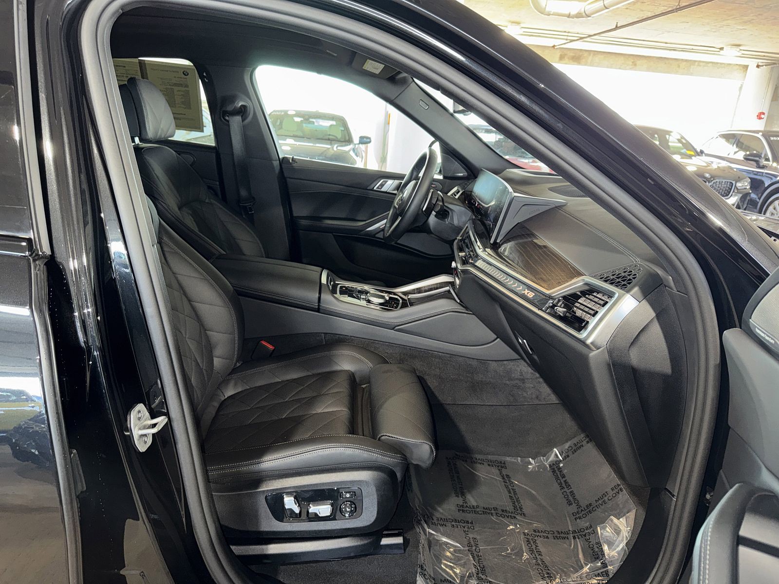2025 BMW X6 - Photo 10