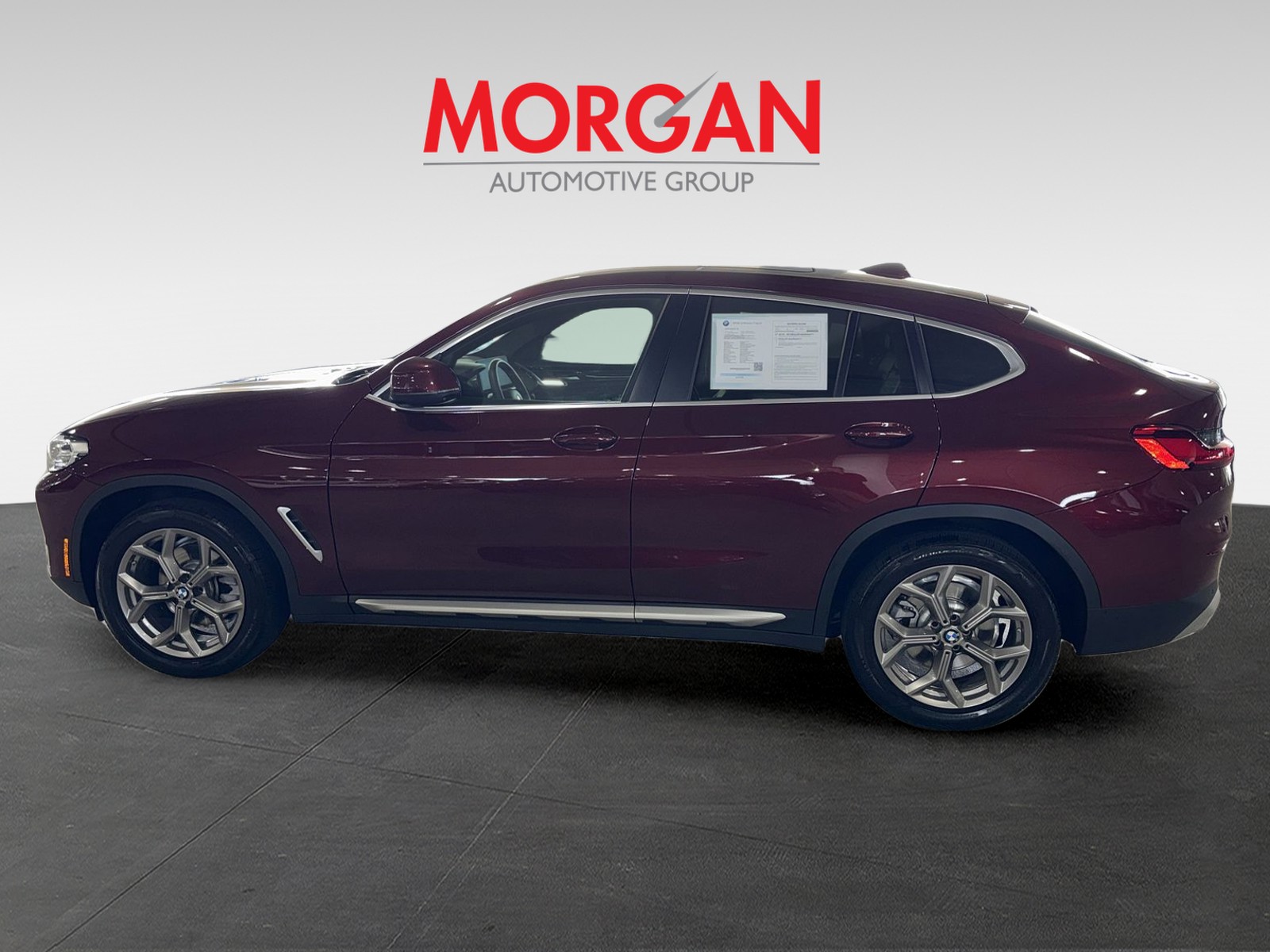 2025 BMW X4 - Photo 8