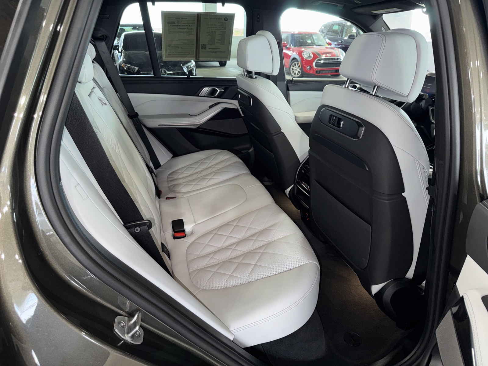 2025 BMW X5 - Photo 12