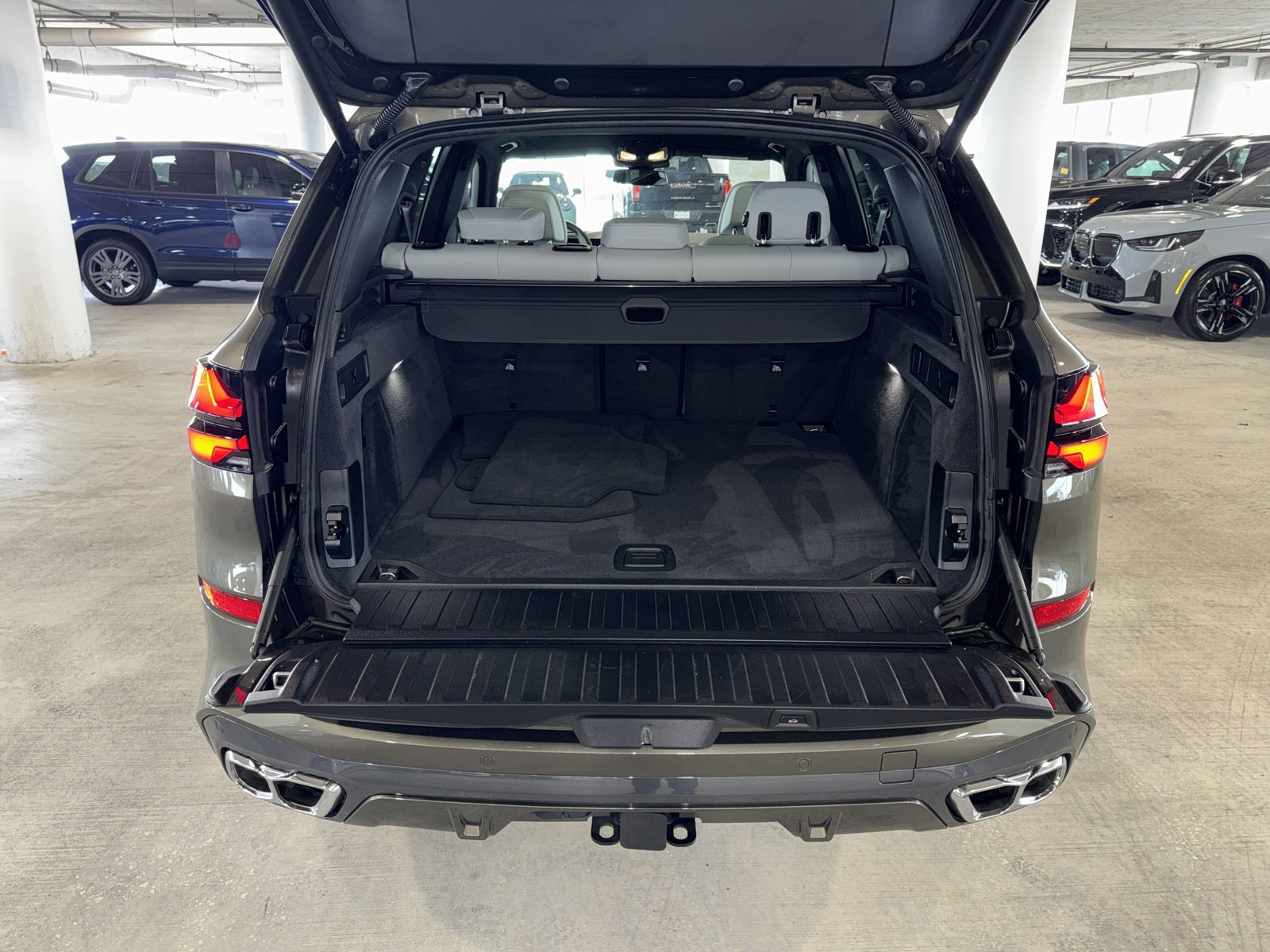 2025 BMW X5 - Photo 13