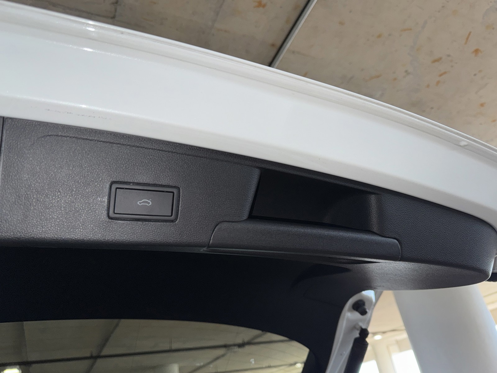 2023 Volkswagen Atlas Cross Sport - Photo 14