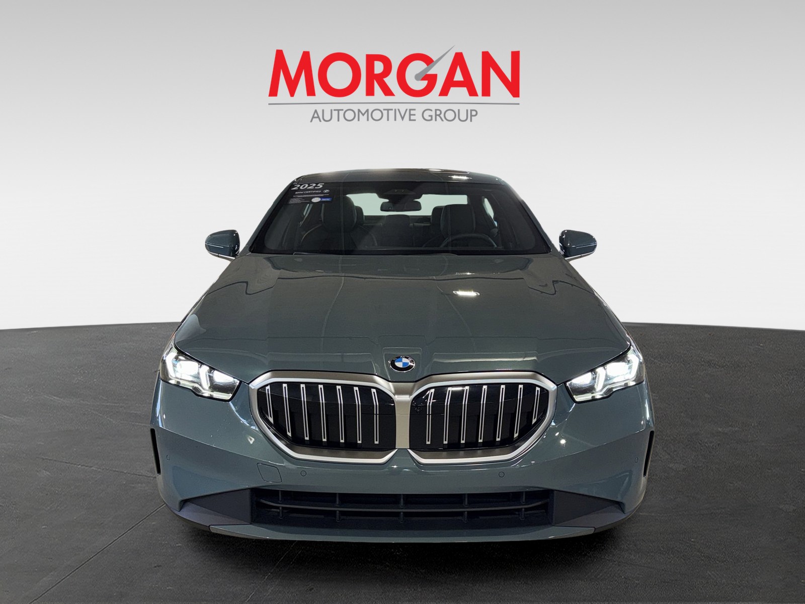 2025 BMW 5 Series - Photo 3