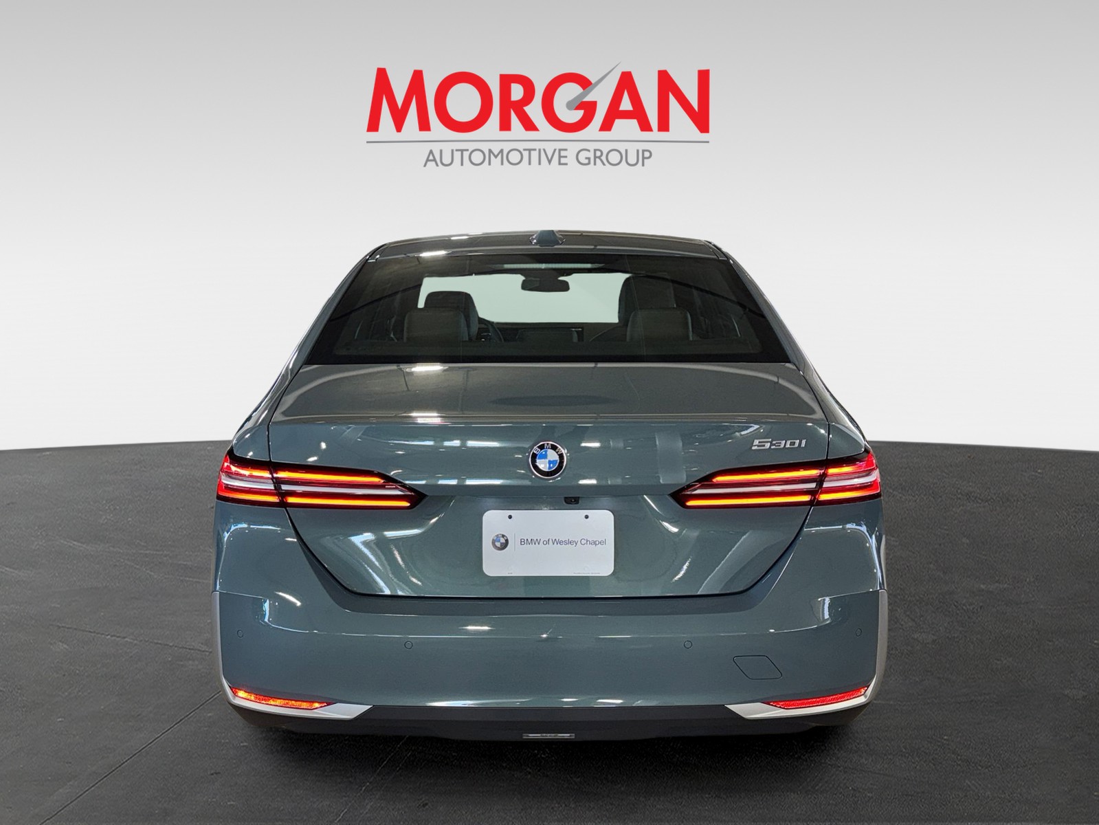 2025 BMW 5 Series - Photo 6