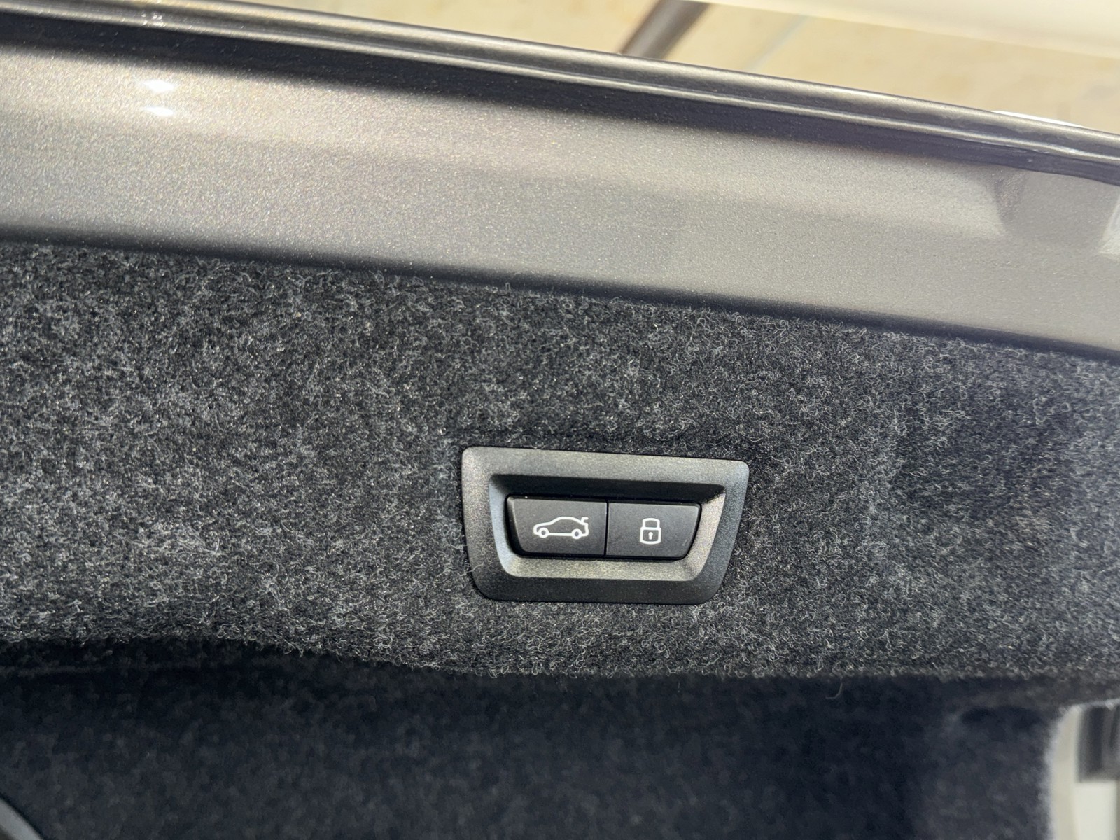2025 BMW 5 Series - Photo 14