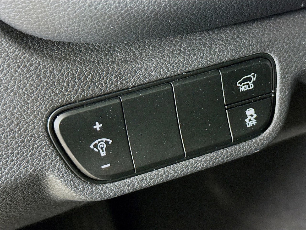 2024 Kia Seltos - Photo 8
