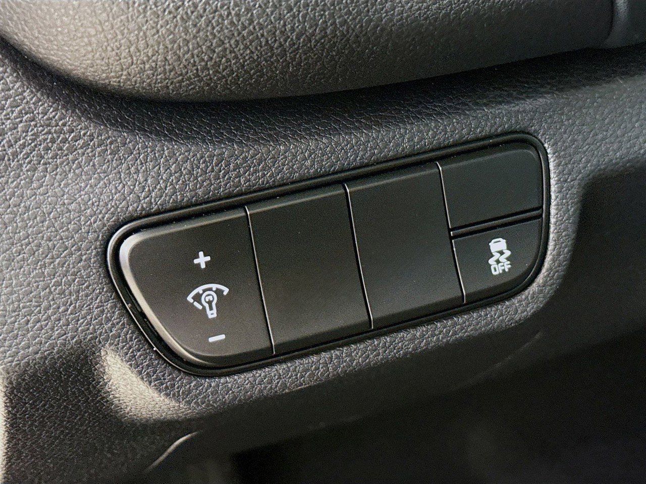 2024 Kia Seltos - Photo 8