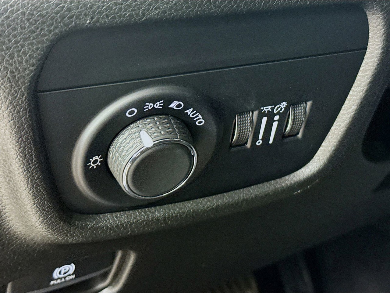 2023 Jeep Grand Cherokee - Photo 8