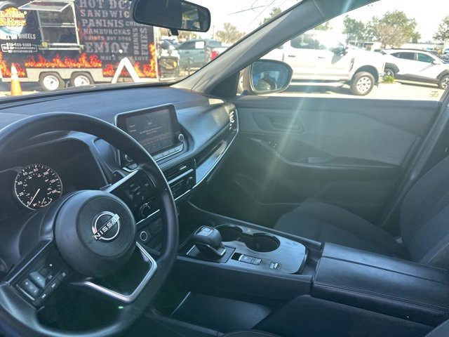 2023 Nissan Rogue - Photo 13